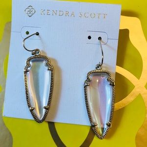Kendra Scott clear iri sky